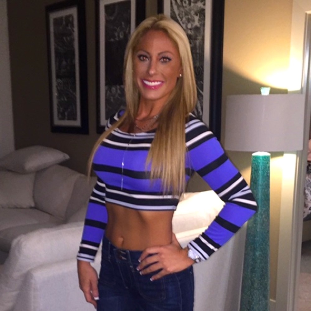 Striped Express Crop Top - Long Sleeves Worn 1X
